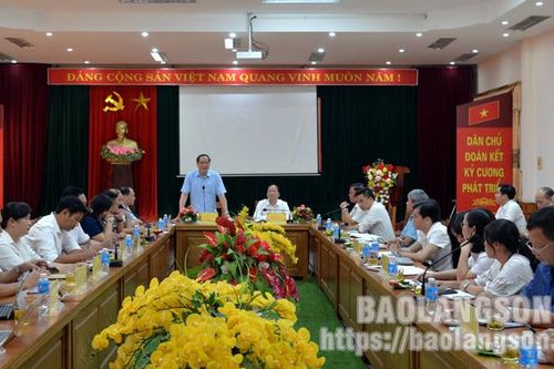 Lãnh đạo UBND tỉnh làm việc tại Sở Văn hóa, Thể thao và Du lịch