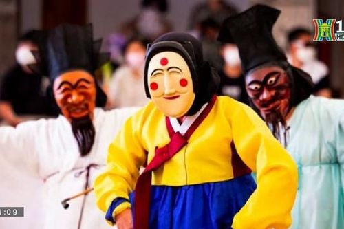 Trải nghiệm văn hóa Hàn Quốc tại Hà Nội