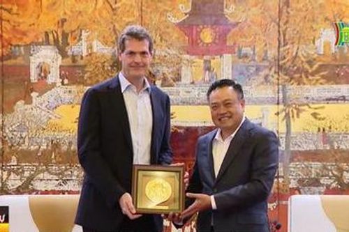 Chủ tịch TP tiếp Tân Giám đốc ADB tại Việt Nam