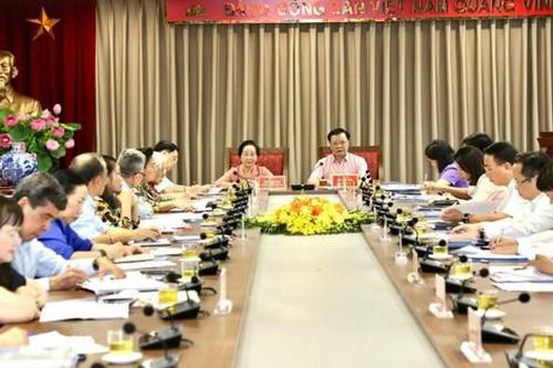 Tạo phong trào thi đua khuyến học, khuyến tài, học tập suốt đời rộng khắp