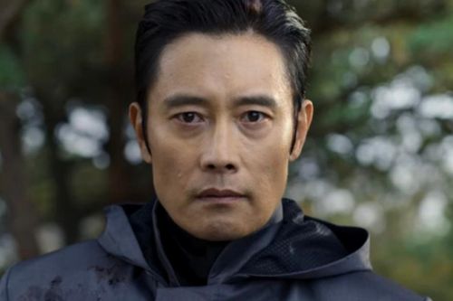 Tài tử Lee Byung Hun tiết lộ 'Squid Game' suýt không có phần 2