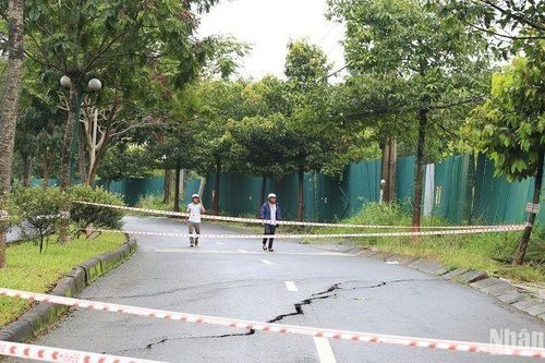 Thành phố Gia Nghĩa di dời 16 hộ dân ra khỏi vùng có nguy cơ sụt lún