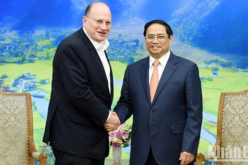 Hoan nghênh HSBC thu xếp 12 tỷ USD tài trợ phát triển bền vững tại Việt Nam