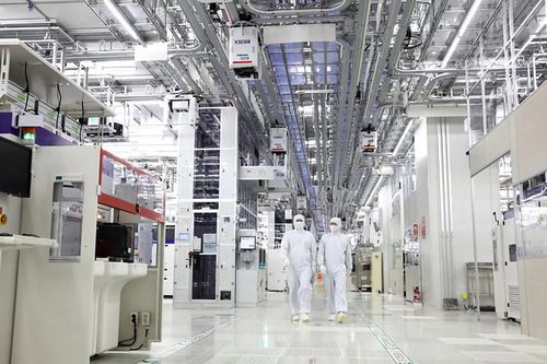 Xuất khẩu hàng điện tử Hàn Quốc gặp khó