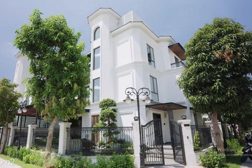 Choáng ngợp 'biệt thự hàng hiệu' rộng 400 m2 tại Hà Nội