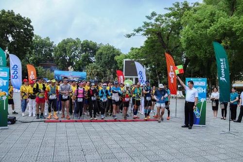 Cao Bằng khai mạc giải chạy siêu đường mòn 'Non nước Cao Bằng' năm 2023