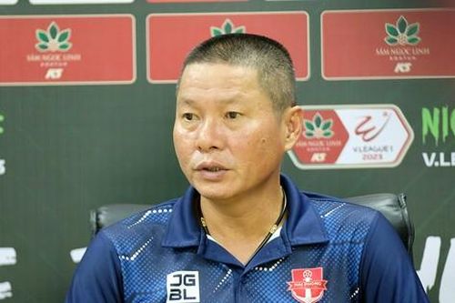 HLV Chu Đình Nghiêm: Cầu thủ Hải Phòng quá cầu toàn, thiếu quyết đoán ở những tình huống quyết định