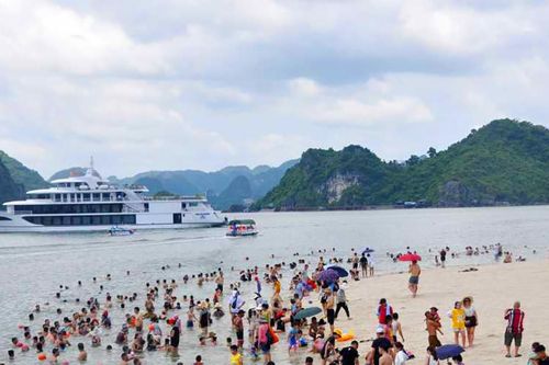 Ban quản lý vịnh Hạ Long đề nghị không mở thêm bãi tắm dù Ti Tốp quá tải