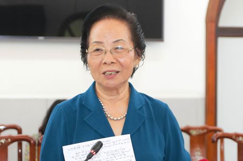 Bà Nguyễn Thị Doan đề nghị có chính sách tăng lương riêng cho giáo viên