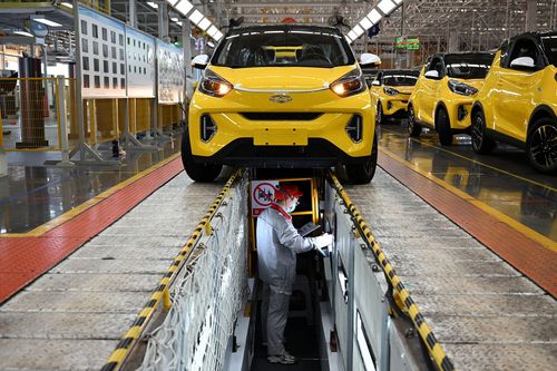 Trung Quốc: PMI giảm tháng thứ 4 liên tiếp, nguy cơ kinh tế giảm tốc