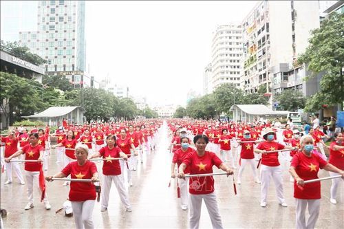 TP Hồ Chí Minh trước thách thức 'kép' về dân số - Bài cuối: Thích ứng với già hóa dân số