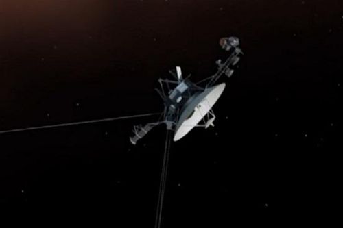 NASA nghe thấy 'nhịp đập' của tàu thăm dò Voyager-2 bị mất liên lạc