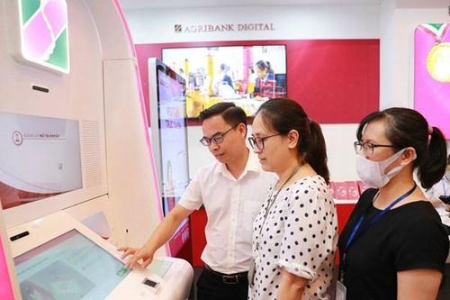 Agribank hỗ trợ khách hàng ngăn chặn 100 vụ lừa đảo chuyển tiền
