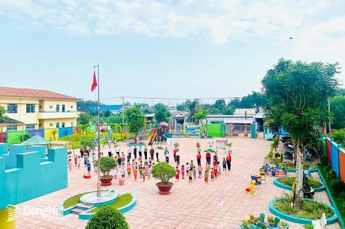 Tập trung lãnh đạo phát triển nông nghiệp công nghệ cao