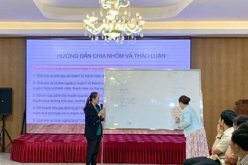 Gia Lai: Đào tạo kỹ năng truyền thông trong chăm sóc sức khỏe bà mẹ, trẻ em