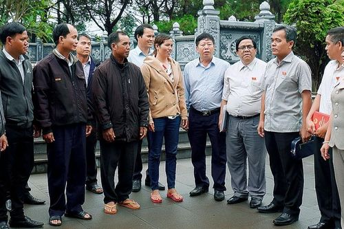 Bí thư Tỉnh ủy, Chủ tịch HĐND tỉnh Hồ Văn Niên: Kịp thời giải quyết những khó khăn, vướng mắc của người dân