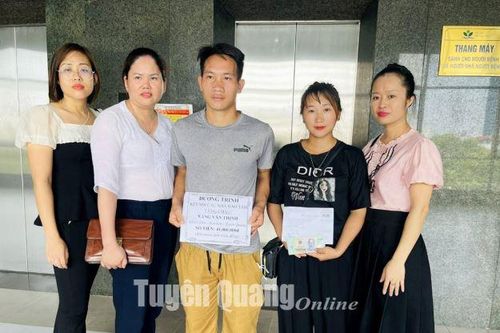 Trên 178 triệu đồng ủng hộ bé Vàng Văn Thịnh bị rắn hổ mang cắn