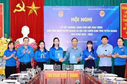 Ký kết chương trình phối hợp hoạt động giữa Tỉnh đoàn và Hội Cựu chiến binh tỉnh
