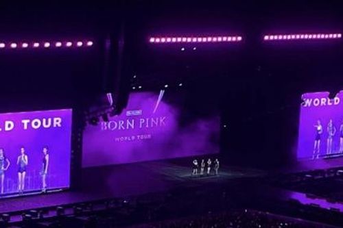 Thu hàng trăm tỷ đồng sau 2 đêm diễn tại Việt Nam, BlackPink đóng thuế bao nhiêu?