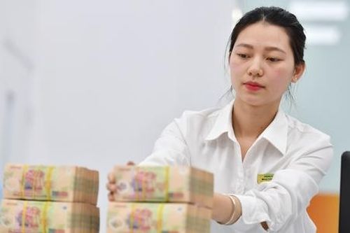 Ngân hàng hết thời siêu lợi nhuận do tín dụng tăng trưởng ì ạch