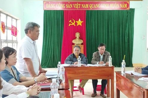 Gia Lai: Chủ tịch Ủy ban MTTQ Việt Nam tỉnh Gia Lai dự sinh hoạt Chi bộ làng Brếp