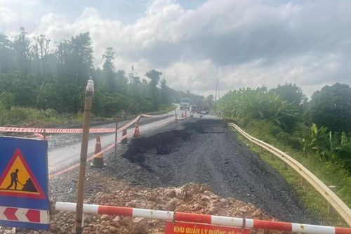 Đắk Lắk: Đường tránh trung tâm thị trấn Ea Drăng bị sụt lún nghiêm trọng