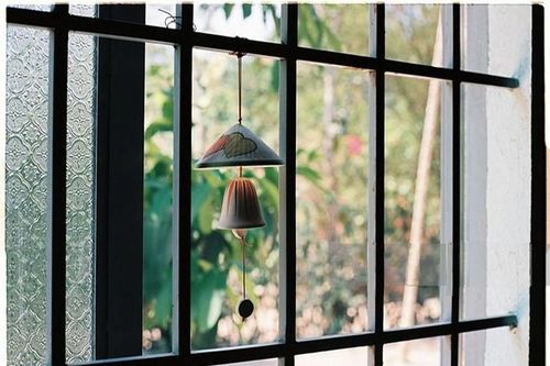 3 thứ nên đặt ở cửa sổ chặn đứng vận xui, mời gọi tài lộc