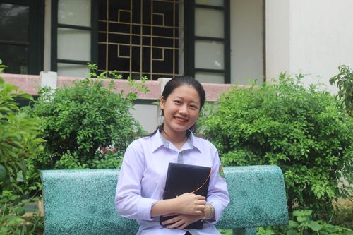 Chiến thuật giúp nữ sinh vùng núi dành trọn hai điểm 10 tốt nghiệp
