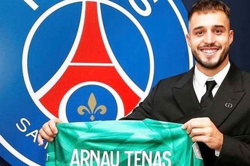 PSG sở hữu thủ môn Barca giá… 0 đồng