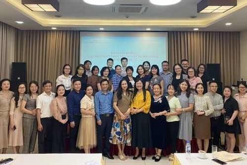 Chương trình bồi dưỡng cập nhật kiến thức về các vấn đề đối ngoại, hội nhập quốc tế