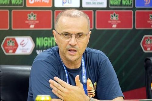 HLV Bandovic: 'Đối thủ lớn nhất của CLB Hà Nội là chính mình'