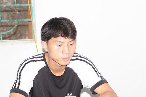 Đi xe biển giả, đột nhập siêu thị điện máy trộm hàng loạt Iphone, laptop