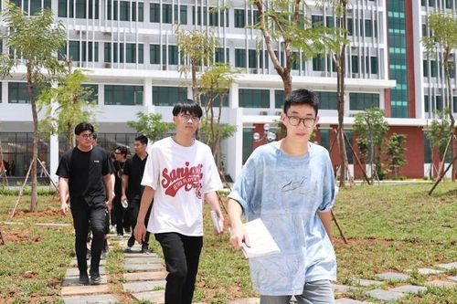 Xây dựng trường đại học đúng nghĩa: Bao giờ thành hiện thực?