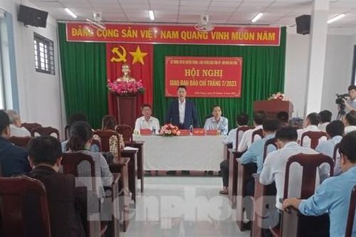 Buông lỏng quản lý, hàng ngàn héc-ta rừng ở Đắk Nông bị tàn phá, lấn chiếm