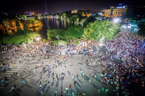 Chuyên gia: Sáp nhập quận Hoàn Kiếm sẽ 'mất nhiều hơn được'