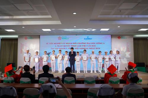 Top cơ hội việc làm hot nhất gọi tên nhóm ngành Sức khỏe