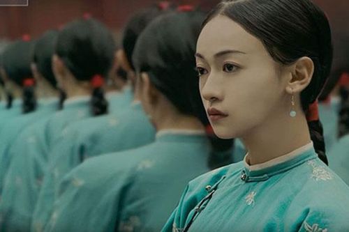 Vì sao cung nữ xưa không dám đụng vào món cá dù rất thích ăn?