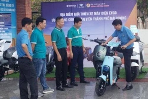 Người lao động Hải Phòng được ưu đãi gần 8 triệu đồng khi mua xe điện EVGO