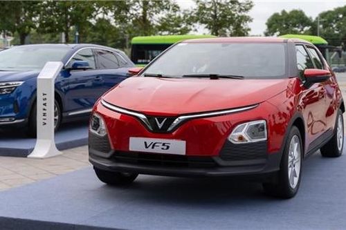 Đề xuất trợ cấp 1.000 USD cho người mua xe ô tô điện