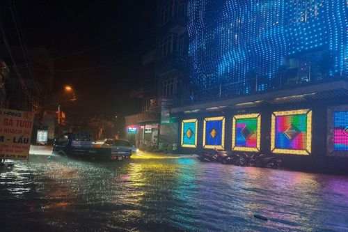 Mưa lớn, gió lốc gây thiệt hại gần 6 tỷ đồng