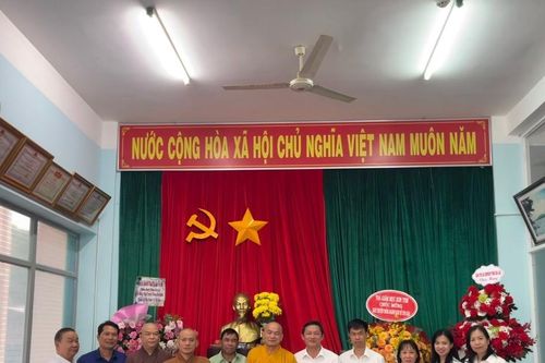 Đại diện các tôn giáo chúc mừng Ban Tôn giáo tỉnh Gia Lai