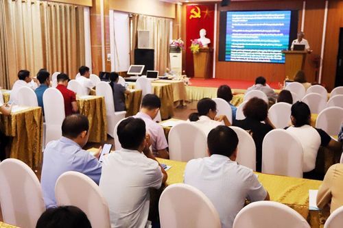 Nâng cao năng lực cho cán bộ thông tin và truyền thông