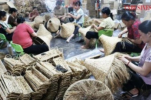 'Bài toán' dung hòa giữa truyền thống và hiện đại của một HTX thủ công mỹ nghệ