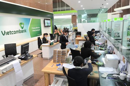 Vietcombank tiếp tục giảm 0,5%/năm lãi vay đến hết 2023