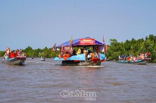 Phục dựng Lễ hội vía Bà Thủy Long