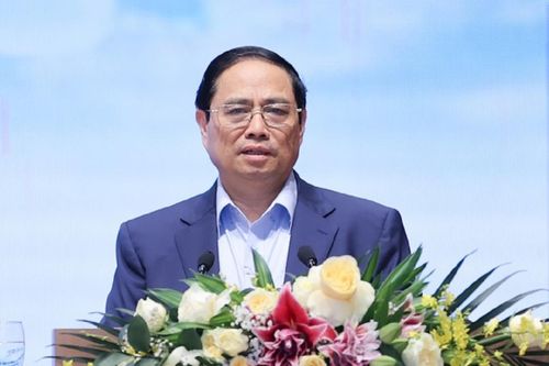 Thủ tướng: NHNN rà soát để doanh nghiệp và người mua nhà tiếp cận được vốn tín dụng