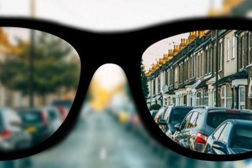 Cận thị lệch giữa 2 mắt có nguy hiểm không? 4 lưu ý tránh biến chứng nghiêm trọng ở trẻ
