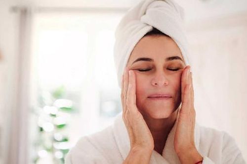 4 hoạt chất chống lão hóa cho phụ nữ tuổi 40