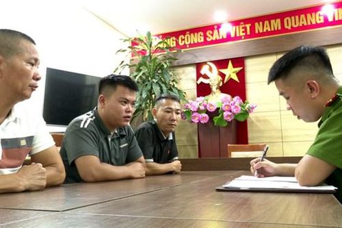 Quảng Ninh: Nhóm phụ xe giở trò 'côn đồ' với lái xe hãng khác