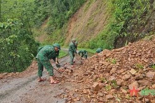 Sơn La: Đồn Biên phòng Mường Lèo khắc phục hậu quả thiên tai